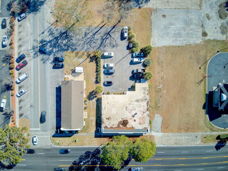More Photos Of 437 N Main St, Summerville Office For Lease