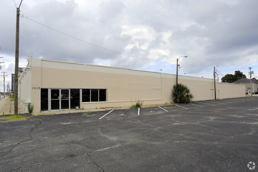 Primary Photo Of 1615 Highway 17 S, North Myrtle Beach Freestanding For Lease