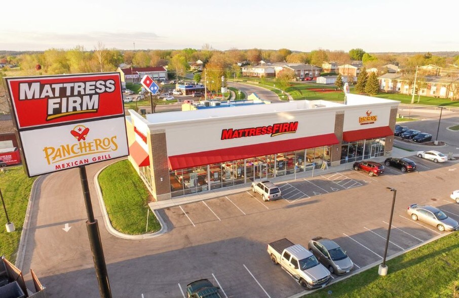 More Photos Of 4107 Highway 52 N, Rochester Freestanding For Sale