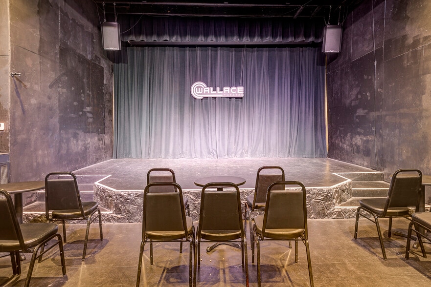 More Photos Of 215 E Main St, Johnson City Storefront For Sale