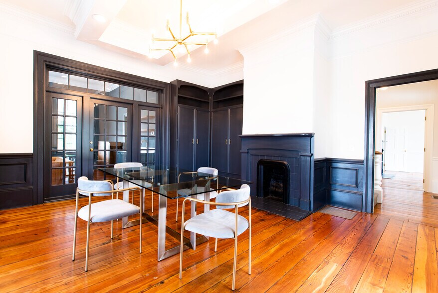More Photos Of 125 S Milledge Ave, Athens Office Residential For Lease