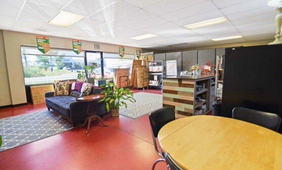 More Photos Of 2408 W Center St, Greenwood Self Storage For Sale