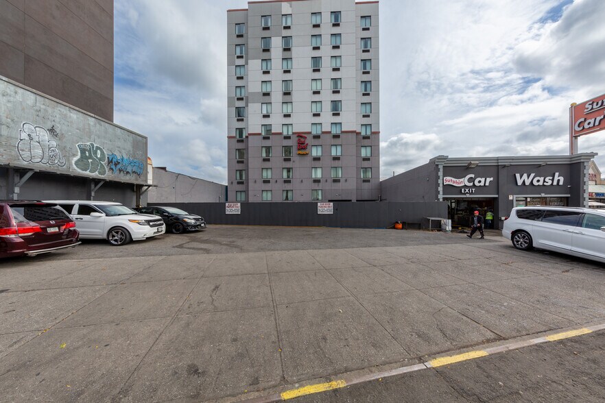 More Photos Of , Jamaica General Retail For Sale