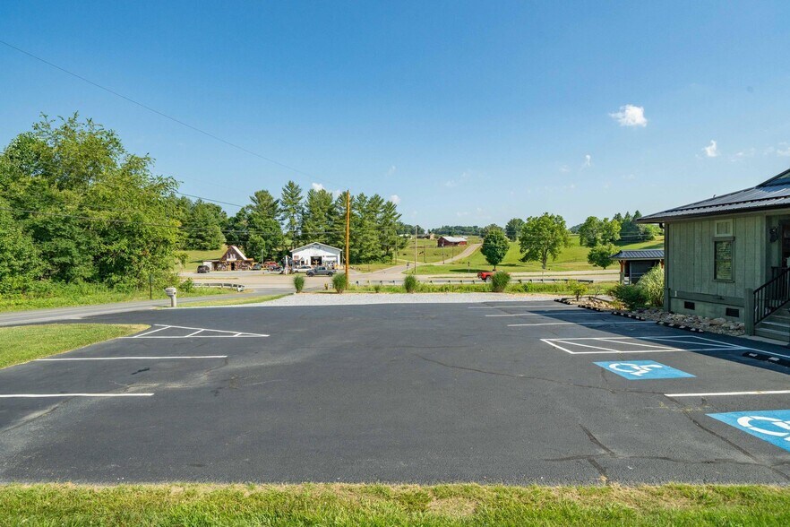 More Photos Of 364 Opie Arnold Rd, Limestone Medical For Sale