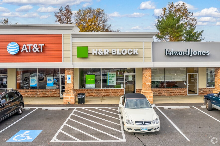 More Photos Of 10068-10120 Southern Maryland Blvd, Dunkirk Unknown For Lease