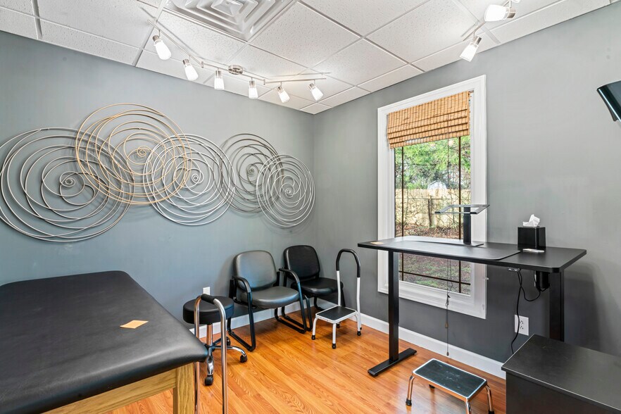 More Photos Of 522 Brandies Cir, Murfreesboro Office For Lease