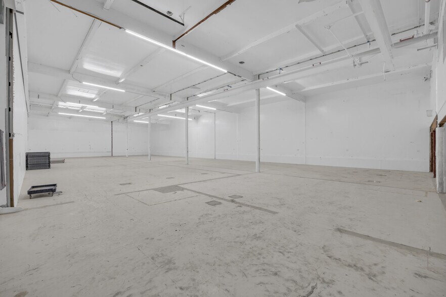 More Photos Of 3581 Drako Way, Carson City Manufacturing For Sale