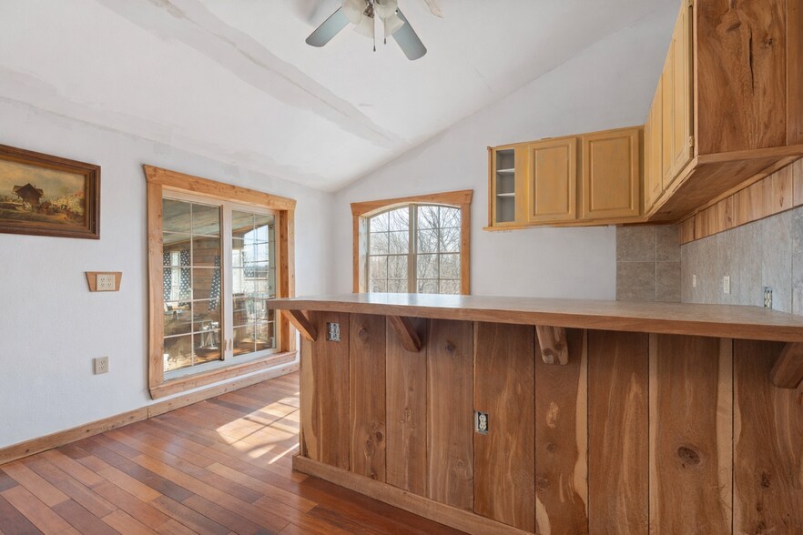 More Photos Of 40082 County Road 591, Jay Apartments For Sale