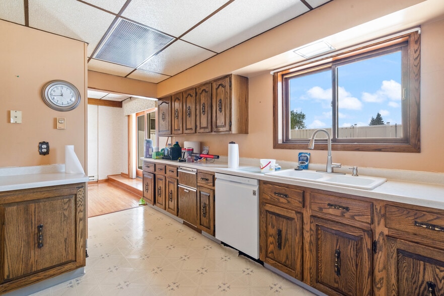 More Photos Of 1304 Hammond Ave, Superior Apartments For Sale
