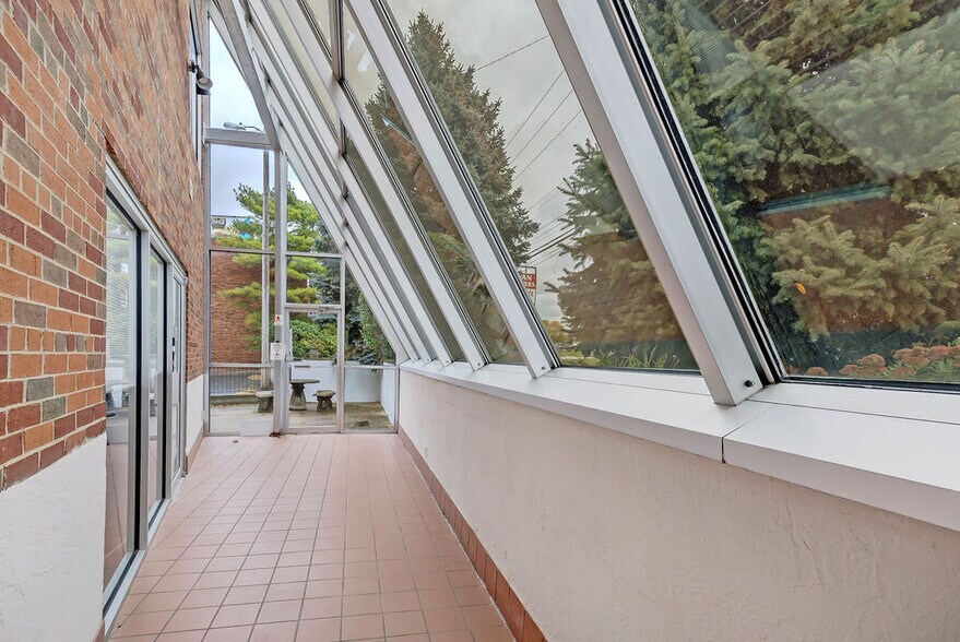 More Photos Of 1144 Dublin Rd, Columbus Office For Sale