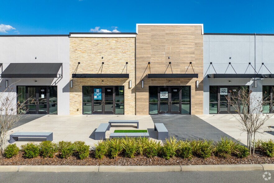 More Photos Of 3370 Rouse Rd, Orlando General Retail For Sale