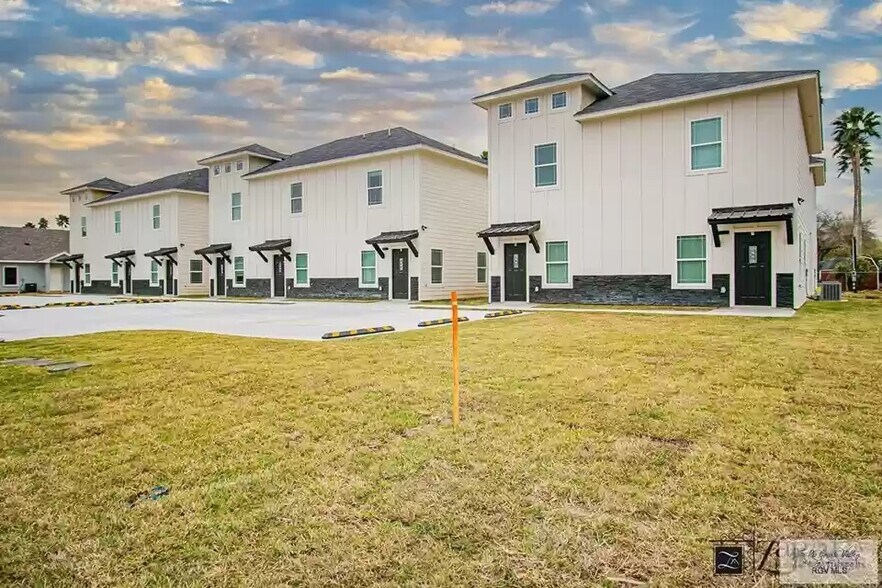More Photos Of , La Feria Multifamily For Sale