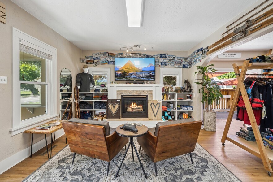 More Photos Of 541 Spokane Ave, Whitefish Office For Sale