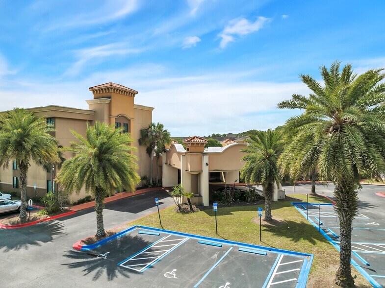 More Photos Of 9150 Baymeadows Rd, Jacksonville Hotel For Sale