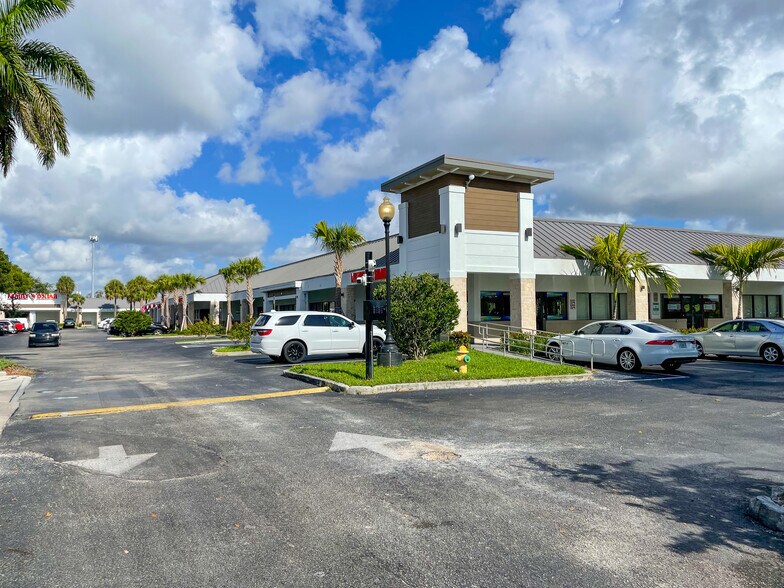 More Photos Of 2501-2565 N Dixie Hwy, Lake Worth Unknown For Lease