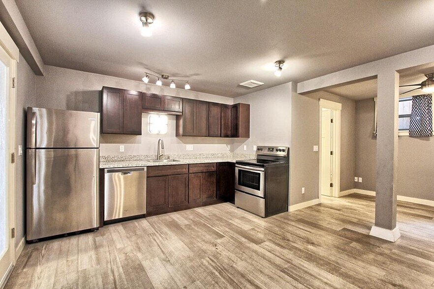 More Photos Of 2422 NE Glisan St, Portland Apartments For Sale