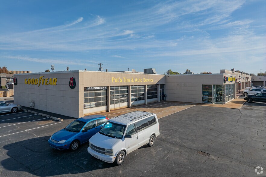 More Photos Of 10908 N May Ave, Oklahoma City Unknown For Lease