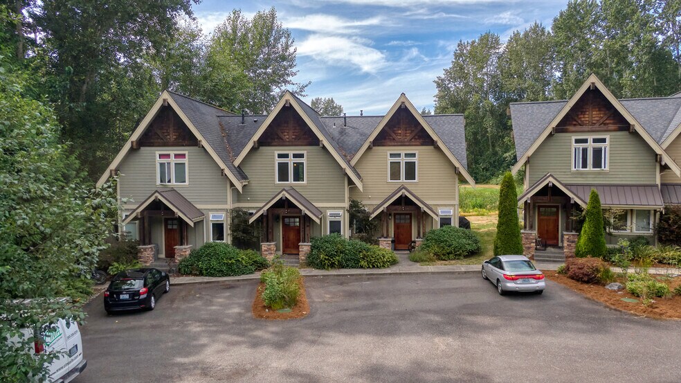 More Photos Of 1317 Pelican Pl, Point Roberts Apartments For Sale