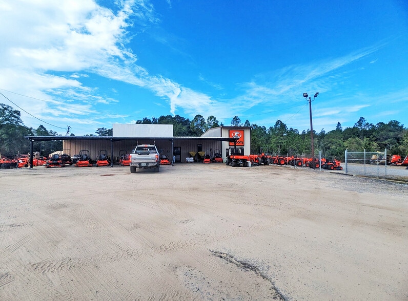More Photos Of 5788 US-90 Hwy, Theodore Showroom For Lease