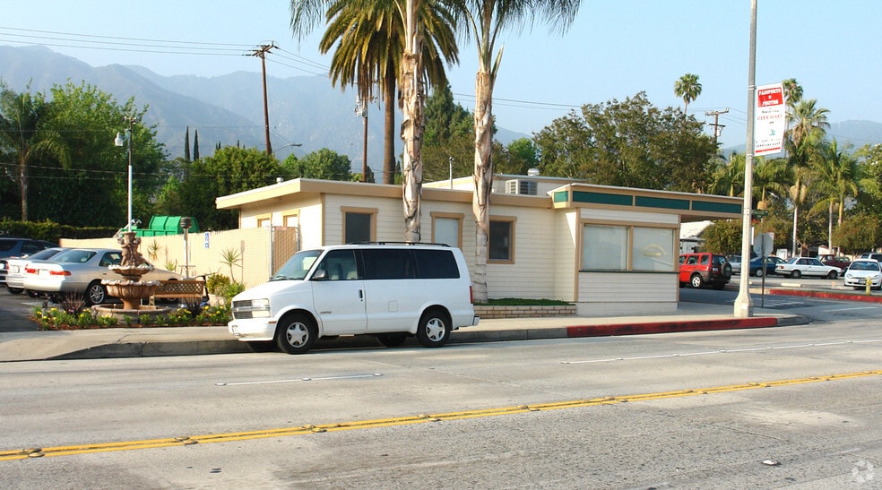 More Photos Of 333 W Foothill Blvd, Monrovia Office For Sale