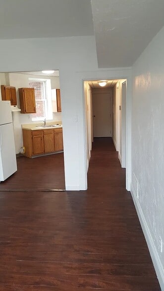 More Photos Of 400 Russellwood Ave, McKees Rocks Apartments For Sale