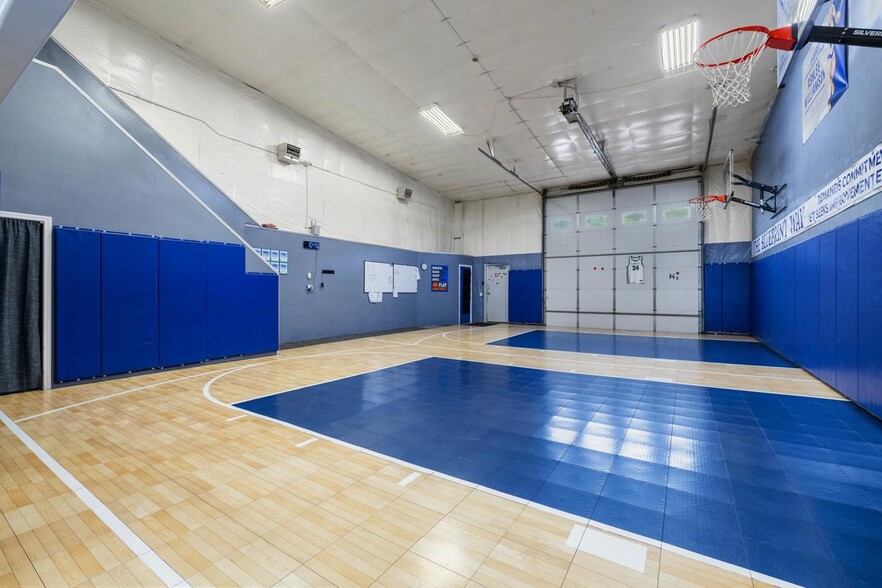 More Photos Of 2520 SE 20th Ave, Minot Self Storage For Sale