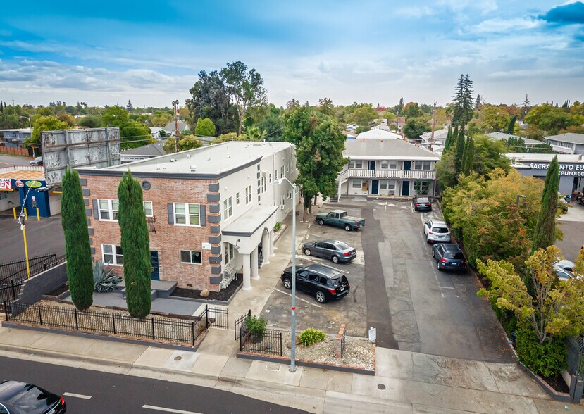 More Photos Of 2226-2230 Sutterville Rd, Sacramento Apartments For Sale