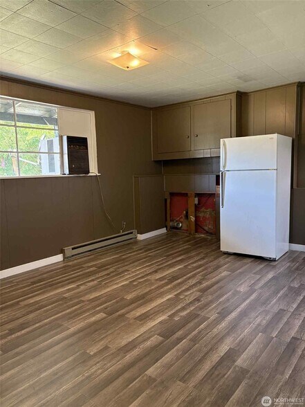 More Photos Of 616 Columbia Ave, Bridgeport Multifamily For Sale