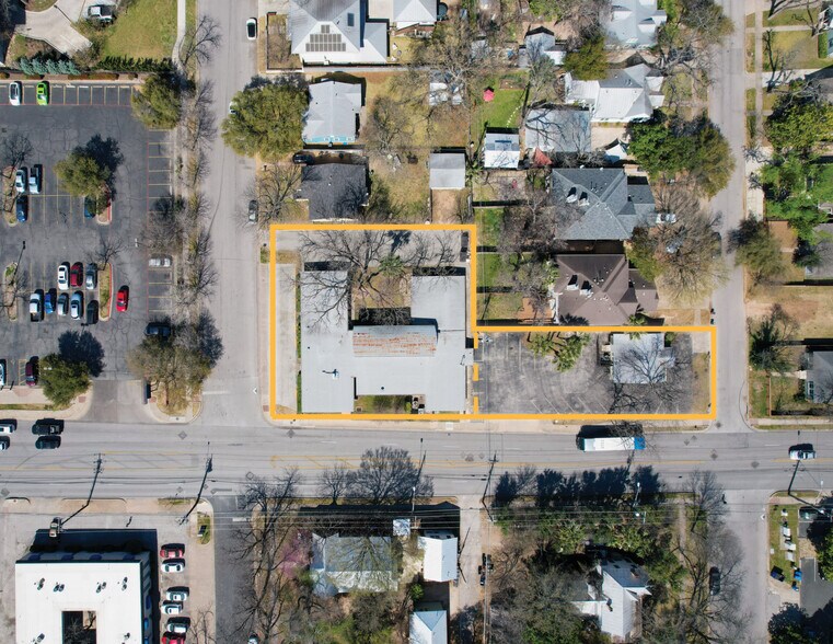 More Photos Of 408 W 45th St, Austin Medical For Sale