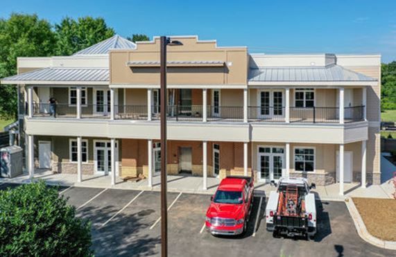 More Photos Of 18644 W Catawba Ave, Cornelius Storefront Retail Office For Lease