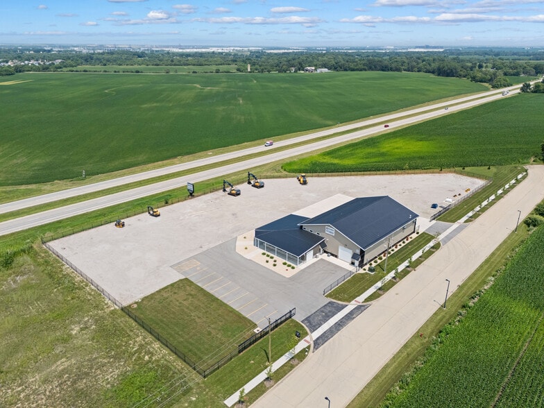 More Photos Of 26336 S Heritage Dr, Elwood Warehouse For Sale