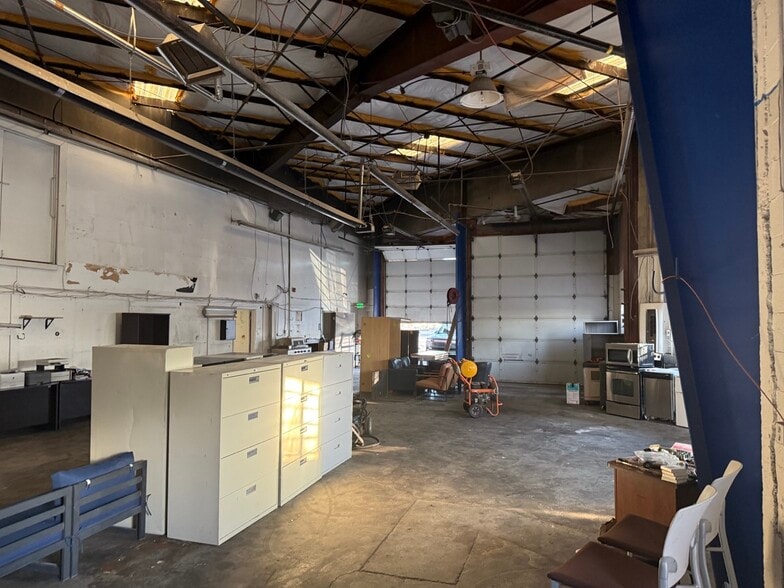 More Photos Of 2021 N Redwood Rd, Salt Lake City Warehouse For Lease