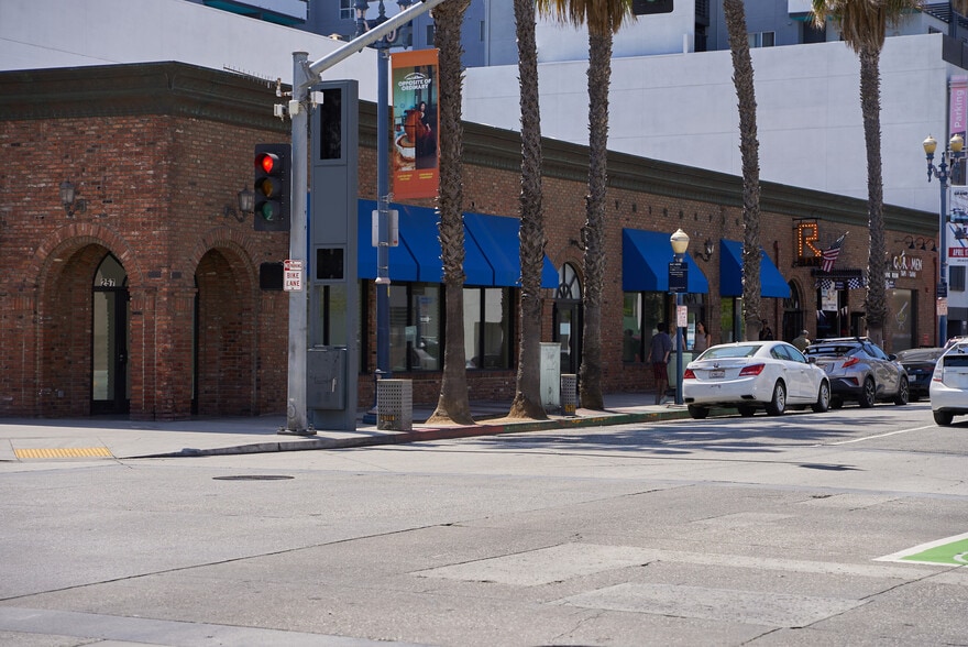 More Photos Of 108 W 3rd St, Long Beach Restaurant For Lease