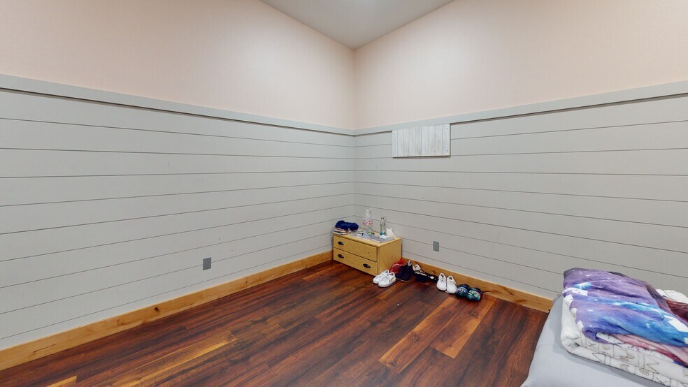 More Photos Of 4150 Highway 36 S, Brenham Shelter For Sale