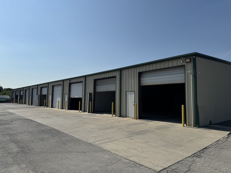 Primary Photo Of 9314 Converse Business Ln, Converse Warehouse For Lease