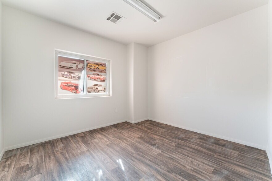 More Photos Of 4650 Judson Ave, Las Vegas Warehouse For Lease