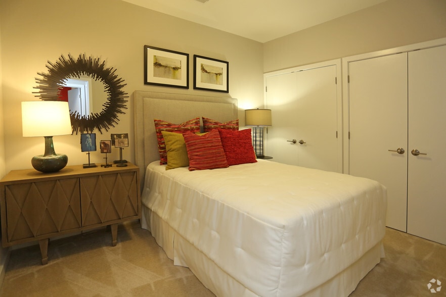 More Photos Of 1801 Chapman Ave, Rockville Apartments For Lease