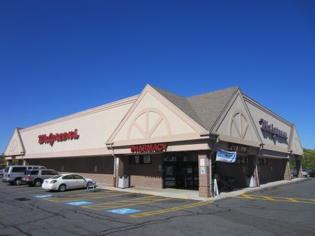 Primary Photo Of 1010 Broadway, Chelsea Freestanding For Lease