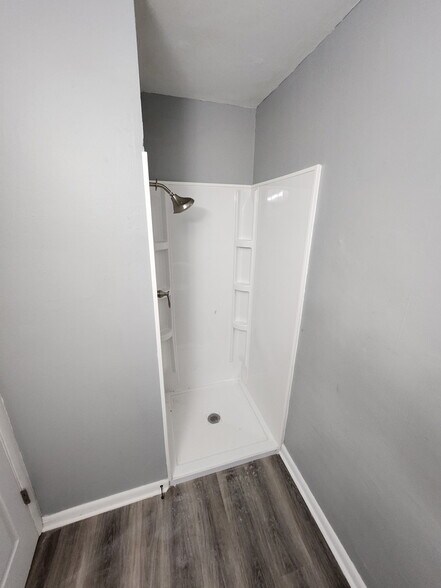 More Photos Of 118-120 N Main St, Hebron General Retail For Sale