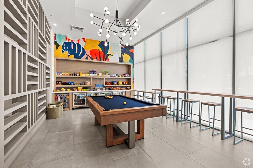 More Photos Of 200 NE 1st Ave, Pompano Beach Apartments For Lease