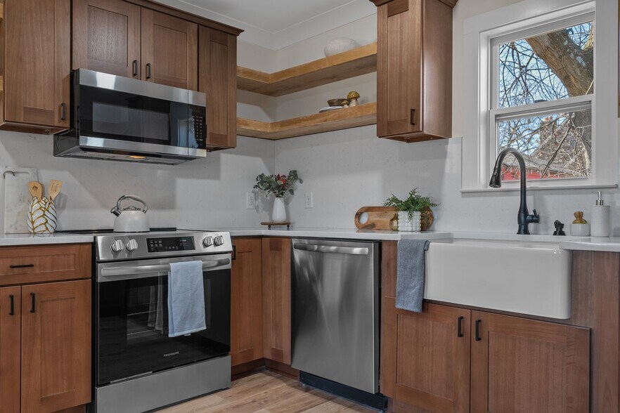 More Photos Of , Greenville Multifamily For Sale