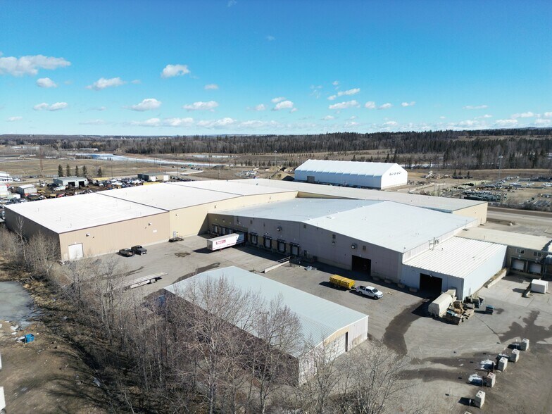 More Photos Of 7740 40 Ave, Red Deer Manufacturing For Sale