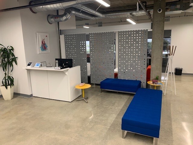 More Photos Of 900 Veterans Blvd, Redwood City Office For Lease