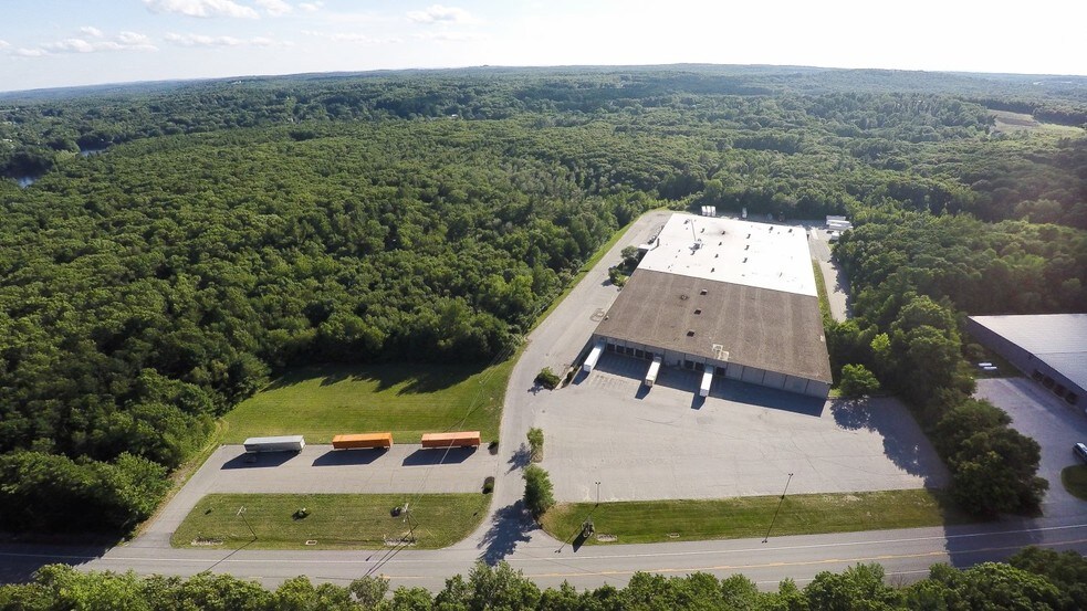 More Photos Of 88 Huntoon Memorial Hwy, Leicester Distribution For Lease