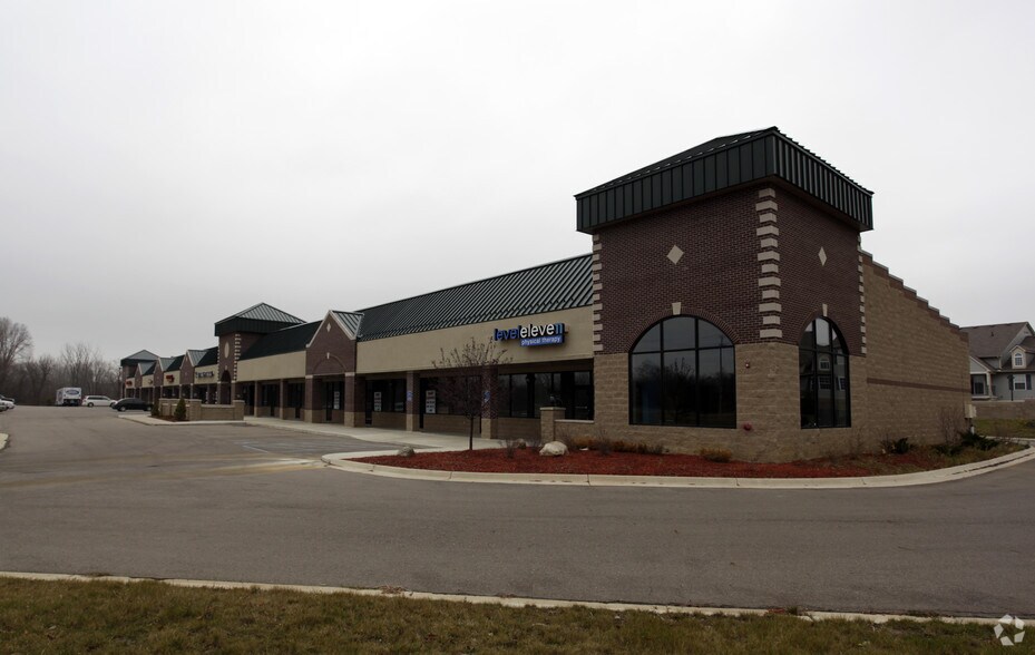 More Photos Of 10293 S Saginaw Rd, Grand Blanc Unknown For Lease