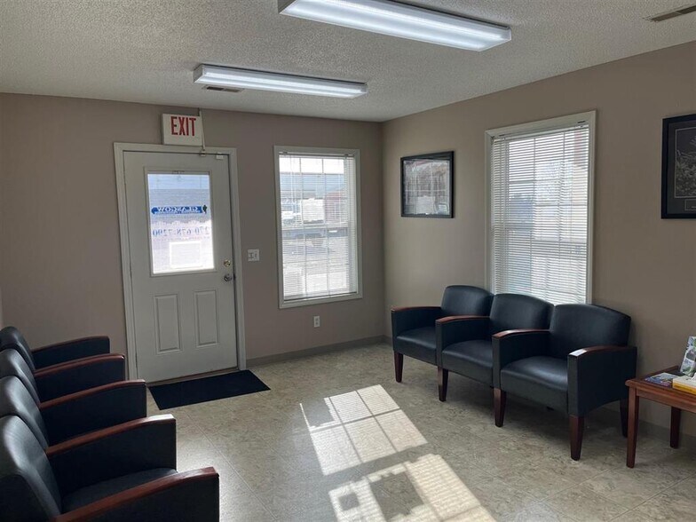 More Photos Of 4288 N Jackson Hwy, Glasgow Medical For Sale