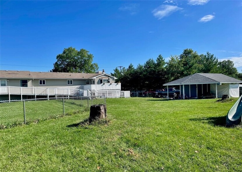 More Photos Of 3965 Parsons Rd, Howell General Retail For Sale