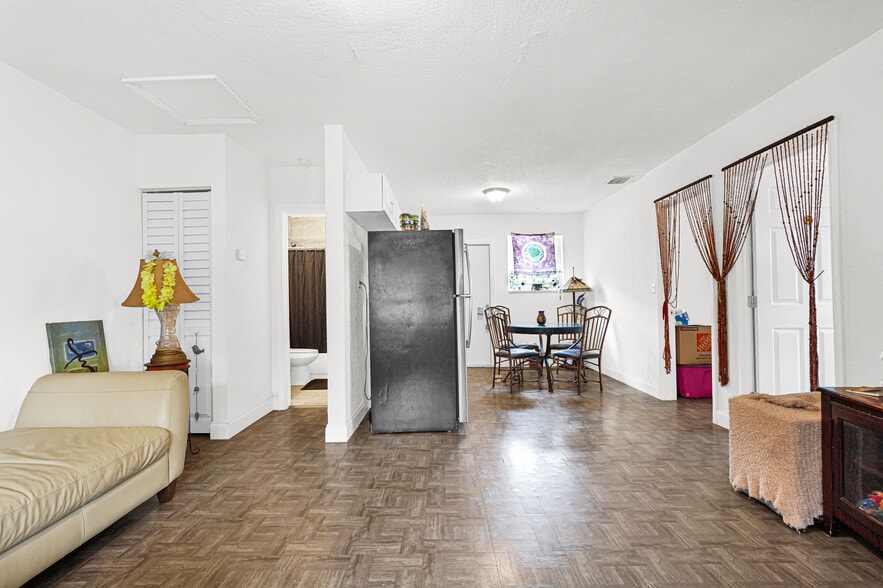 More Photos Of 3066 NW 92nd St & 9164-9174 NW 30 ct, Miami Manufactured Housing Mobile Home Park For Sale