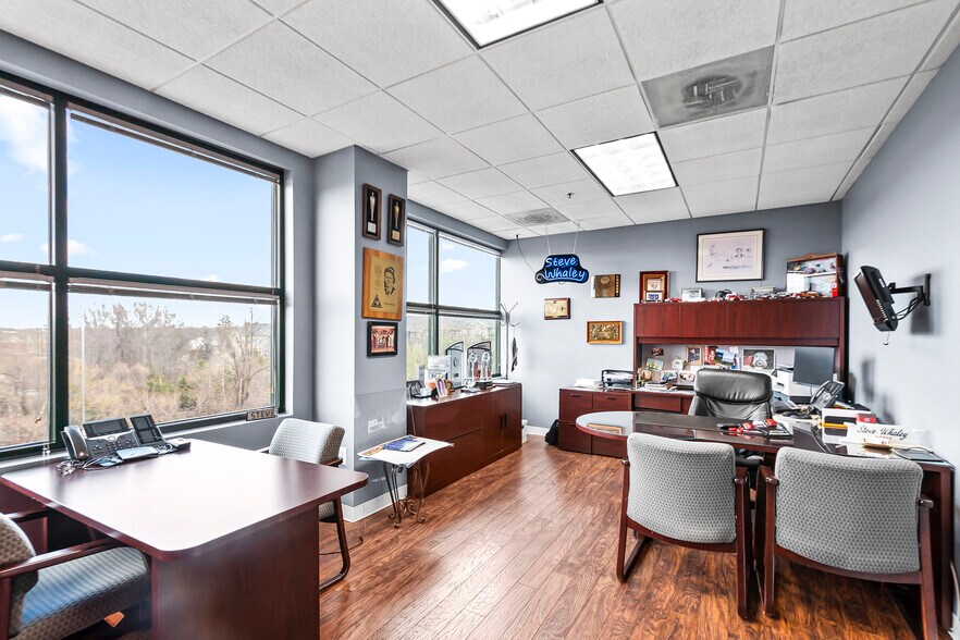 More Photos Of 9161 Liberia Ave, Manassas Medical For Sale