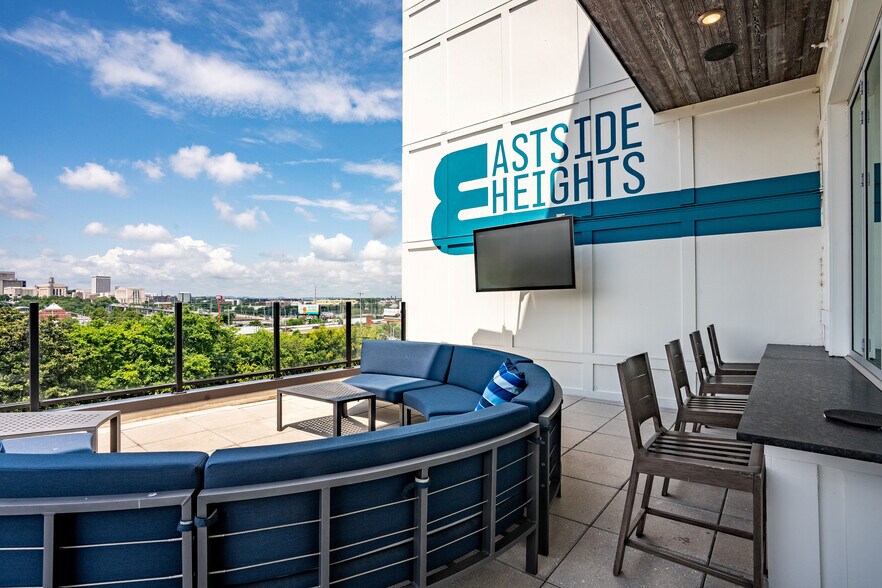 More Photos Of 120 S 5th St, Nashville Apartments For Lease